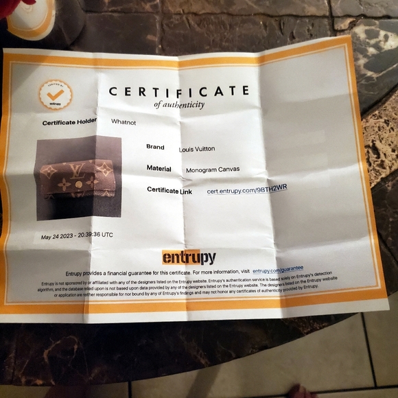 Vintage Louis Vuitton Monogram 4 Key Holder w/ $30 COA included - Picture 8 of 8